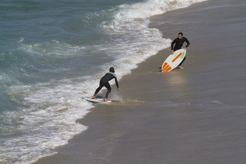 Discover the Thrill of Surfing with Canggu's Best Instructors