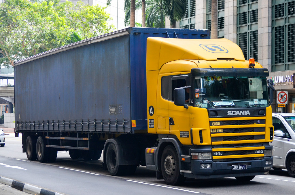 Sewa Armada Lengkap Jakarta ke Surabaya